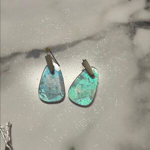 Kendra Scott teardrop earrings